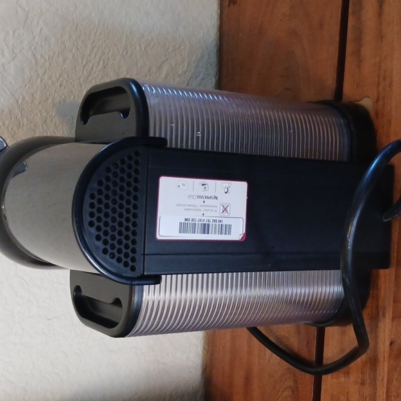 Nespresso VertuoLine Coffee Machine - Picture 7 of 11